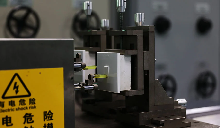 The Working Principle of Electrical Circuit Safety Devices
